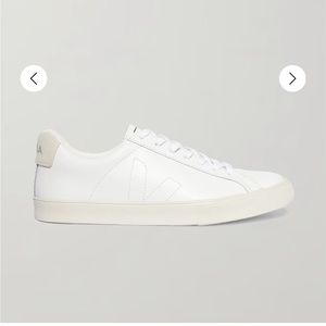 All white Vejas Esplar sneakers